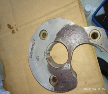 PREBOND-58 rust removal result on metal flange